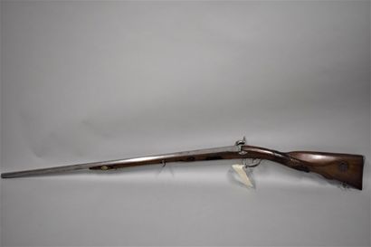 null Percussion rifle, octagonal barrel then round towards the mouth, stick decorated...