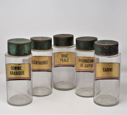 null Suite de six pots à pharmacie de forme cylindrique en verre avec une étiquette...