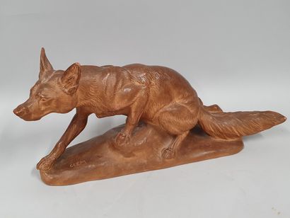 null CLEM 

Fox on the prowl, 

Terracotta sculpture signed on the terrace 

slight...