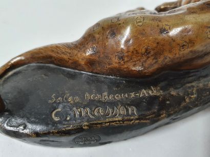 null MASSON Clovis Edmond, 1838-1913,

Panthère sur son rocher,

bronze à patine...