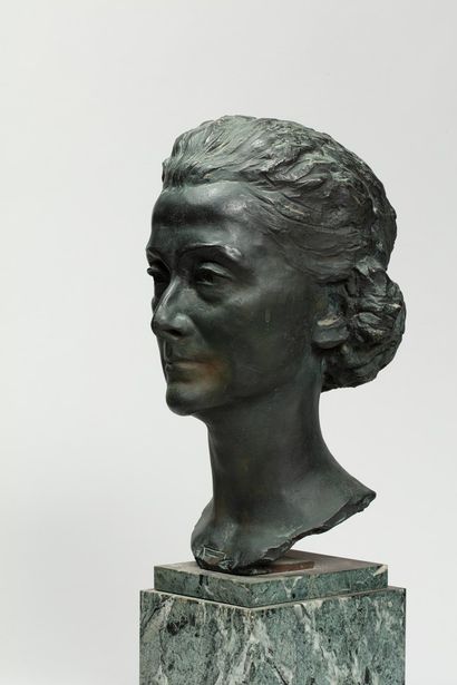 null N. A. TREGER , XXe siècle

Portrait d'Anna Stepanovna Sorina, 1964

tête en...