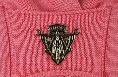 null GUCCI (by Frida Giannini)



Pink silk short-sleeve top in fine mesh. 

Emblem...