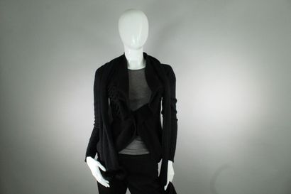 RED VALENTINO



Long-sleeved jacket in black...