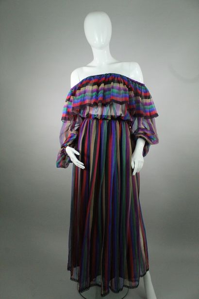  LANVIN (circa 1980) 
 
Dress in silk chiffon...