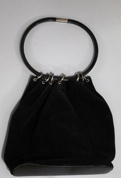 null GUCCI (by Tom Ford) 



Rare black suede purse bag, funny black plexiglass handle...