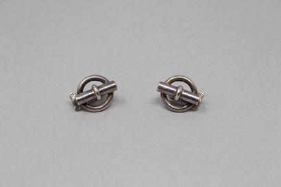 HERMES



Pair of ear clips in silver 925/1000...
