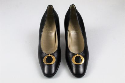 null CHRISTIAN DIOR BOUTIQUE (circa 1980)



Pair of "Lady Dior/Lady O" high heel...