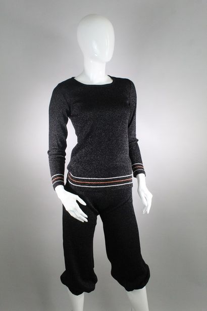 null CHRISTIAN DIOR (circa 1970)



Black and silver knit corsair outfit consisting...