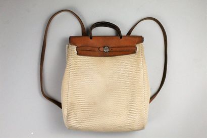 null HERMES 



Herbag" model backpack in beige canvas and natural leather, metal...