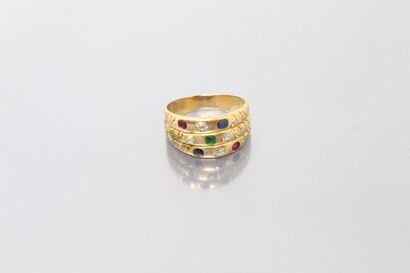 null 14K (585) gold band ring engraved and set with old cut diamonds and colored...
