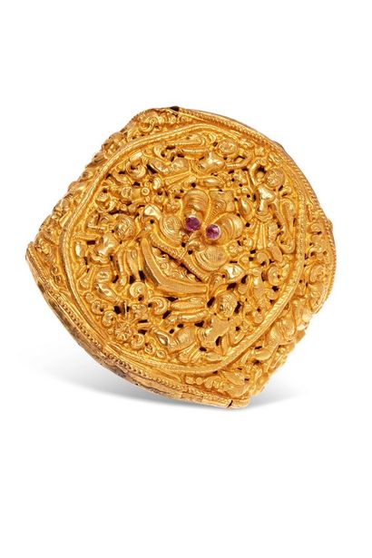 null Rigid 18K (750) yellow gold cuff bracelet with hammered and embossed decoration...