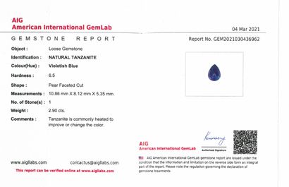 null Tanzanite poire sur papier. 

Accompagnée d'un certificat AIG.

Poids : 2.90...