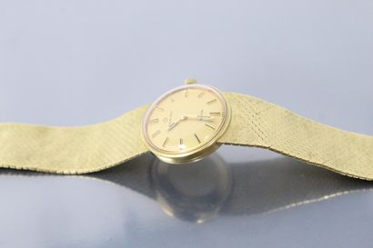null ETERNA

Montre bracelet de dame en or jaune 18K (750). Boîtier rond. Cadran...