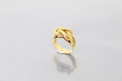 null HERMES

Bague « nœud marin » en or jaune 18K (750) torsadé

Signée HERMES PARIS.

Poinçon...