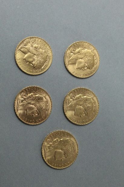 null Five 20 Franc gold coins with Rooster (1910, 1911x2, 1912, 1913)

TTB to SUP.

Weight...