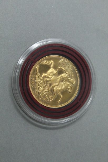 null Elizabeth II 2 pound gold coin (1985).

SUP.

Weight : 15.96 g.