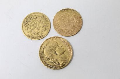 null Lot de pièces en or comprenant : 

- 20 Francs au Coq, 1901.

- 10 Francs Napoléon...