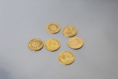 null Lot de six pièces en or de 10 Francs Napoléon III tête nue 1859 A, 1860 A (choc),...
