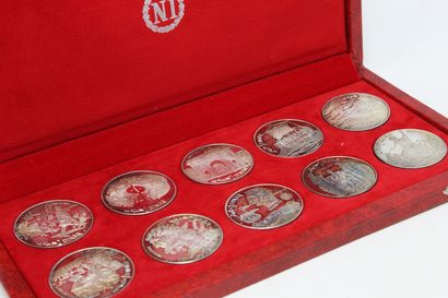 null République Tunisienne

Série spéciale complète de monnaies d'argent 925/1000ème...