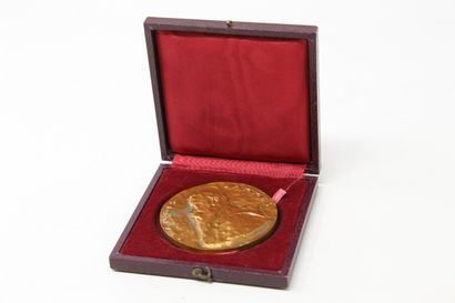 Médaille de table en bronze d'ap. Geoges...