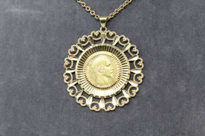 null Pièce en or de 20 francs Napoléon tête nue, 1854 A, montée en pendentif avec...