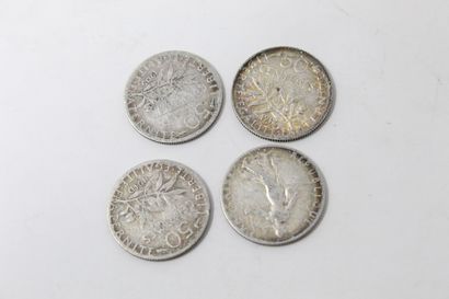 Quatre pièces de 50 centimes de type Semeuse...