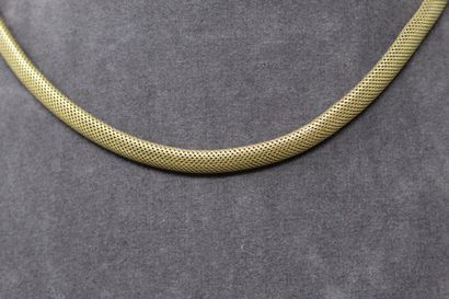 null Collier en or jaune 18k (750) à maille serpent.

Tour de cou : 40 cm. - Poids...
