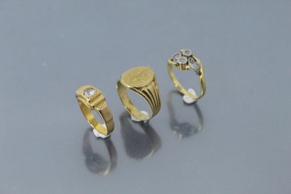 Lot composed of a signet ring with CP number...