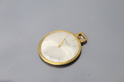 null SOLVIL et TITUS 

Montre de gousset en or jaune 18k (750), cadran à fond gris...