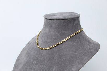 18k (750) yellow gold and silver chain. 

Eagle's...