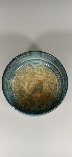 null BESNARD Jean, attributed to

Cup 

Red clay (very worn glaze inside the dish),...