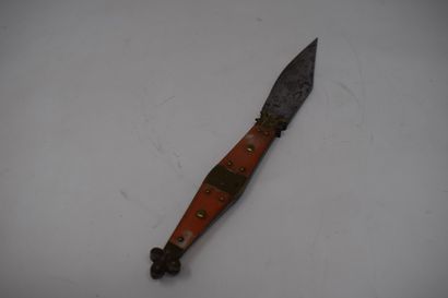 null Folding knife called Navaja. Brass frame, horn ribs with brass nails. Blade...