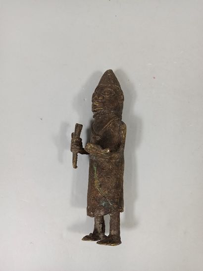 null Statuette tardive en bronze du Nigéria 

H.: 24 cm



Partie du lot /10