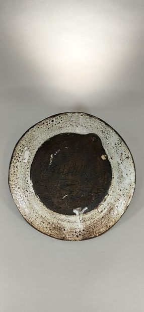 null THIRY Albert (1932 - 2009) and Pyot (born in 1932)

Large dish.

Chamotte clay,...