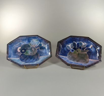 null CLOUTIER Robert (1930 - 2008) and Jean (born in 1930)



2 small blue octagonal...