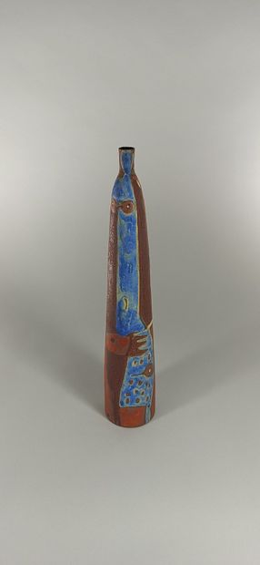 KUHN Beate (née en 1927) 
Vase à décor stylisé...