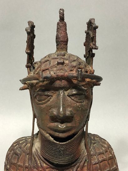 null Buste en bronze de l'Empire du Bénin (Nigéria). Copie du premier tiers du Xxème...