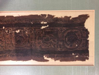 null EGYPT, 6th - 8th century,

Fragment of Coptic fabric decorated with characters...