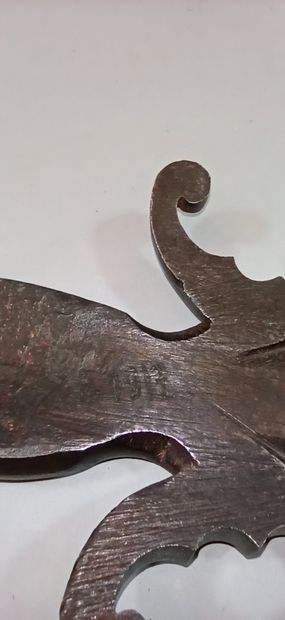 null Dagger made from a shell of the 14-18 war signed Verdun,

Length: 37 cm