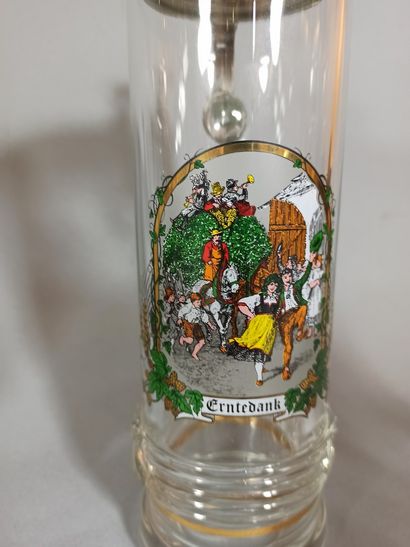 null German work,

Set of 8 cut glass beer mugs, some with traditional decorations.

Metal...