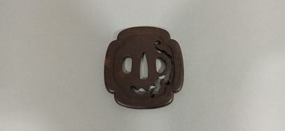 null JAPAN - EDO period (1603 - 1868)

Mokko gata in thick iron, decorated in kage...