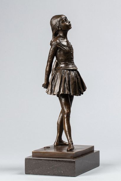 null DEGAS Edgar, after

The little dancer

bronze with brown patina on a polished...