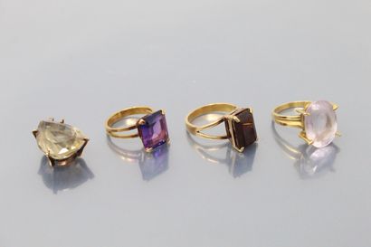 null Lot of three 18k (750) yellow gold rings set with gemstones and a 18k (750)...