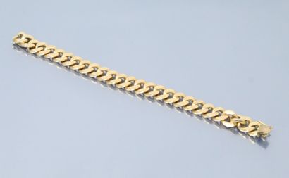 null Bracelet in 18k (750) yellow gold. Seized clasp. 

Weight : 37.51 g.