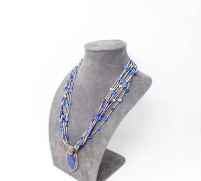 null Important silver necklace made of seven rows of silver beads and round lapis...