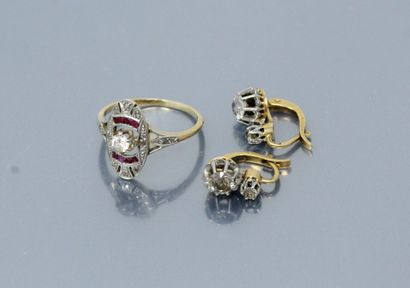 null A pair of 18k (750) yellow and white gold sleepers and a ring set with white...
