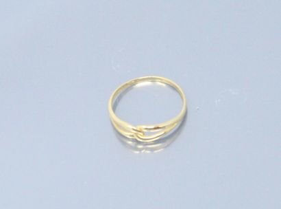 null 18k (750) yellow gold openwork ring.

Marked with an eagle's head.

Finger size...