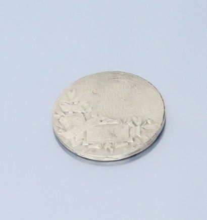 null 
Silver table medal.




Obverse: Valentin Haüy 1745-1822 right profile bust...