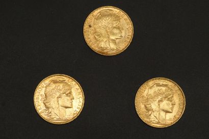 null Trois pièces en or de 20 francs Coq 1910.

1910 (x3).



Poids : 19.35 g - TB...