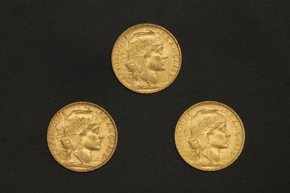 null Trois pièces en or de 20 francs Coq 1906.

1906 (x3).



Poids : 19.35 g.